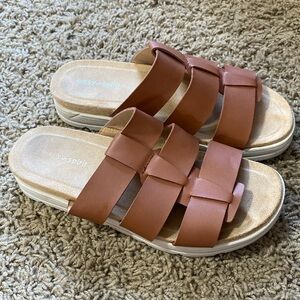 Brown leather sandals